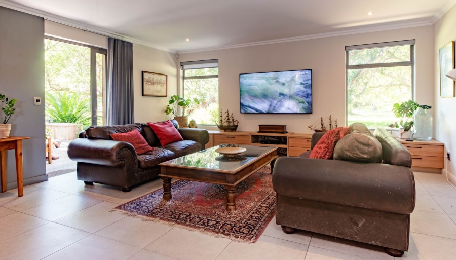 5 Bedroom Property for Sale in Brenton On Lake Western Cape